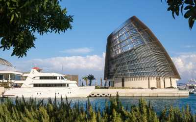 Wycieczka fakultatywna, Wycieczka z Pafos w kierunku Ayia Napa Marathon z Lefkarą, odrobiną wina i oliwy