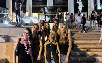 Obóz młodzieżowy, Rimini h. Crown***- obóz Party Zone - wylot z Warszawy Hotel Crown***, 8 dni 16-19 lat